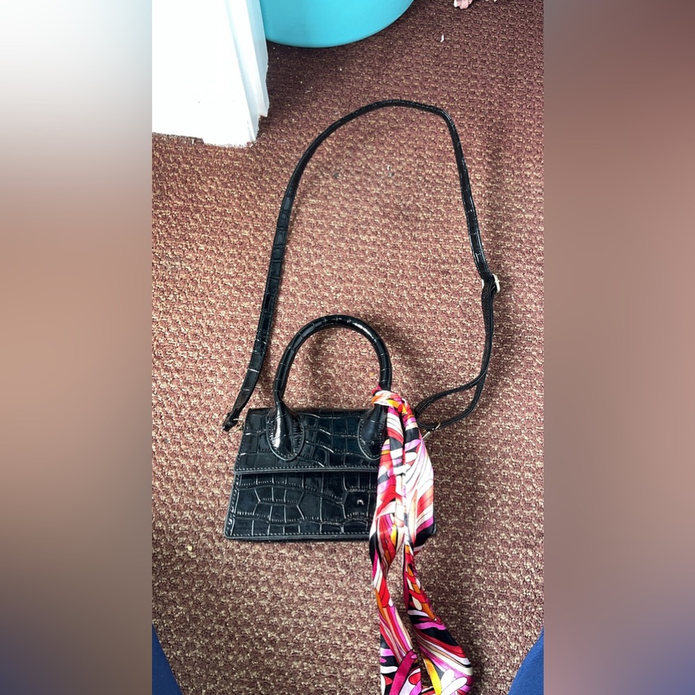 Black square purse